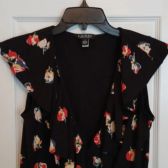 Ralph Lauren Black Top With Floral Wrap-around Design - Picture 4 of 6